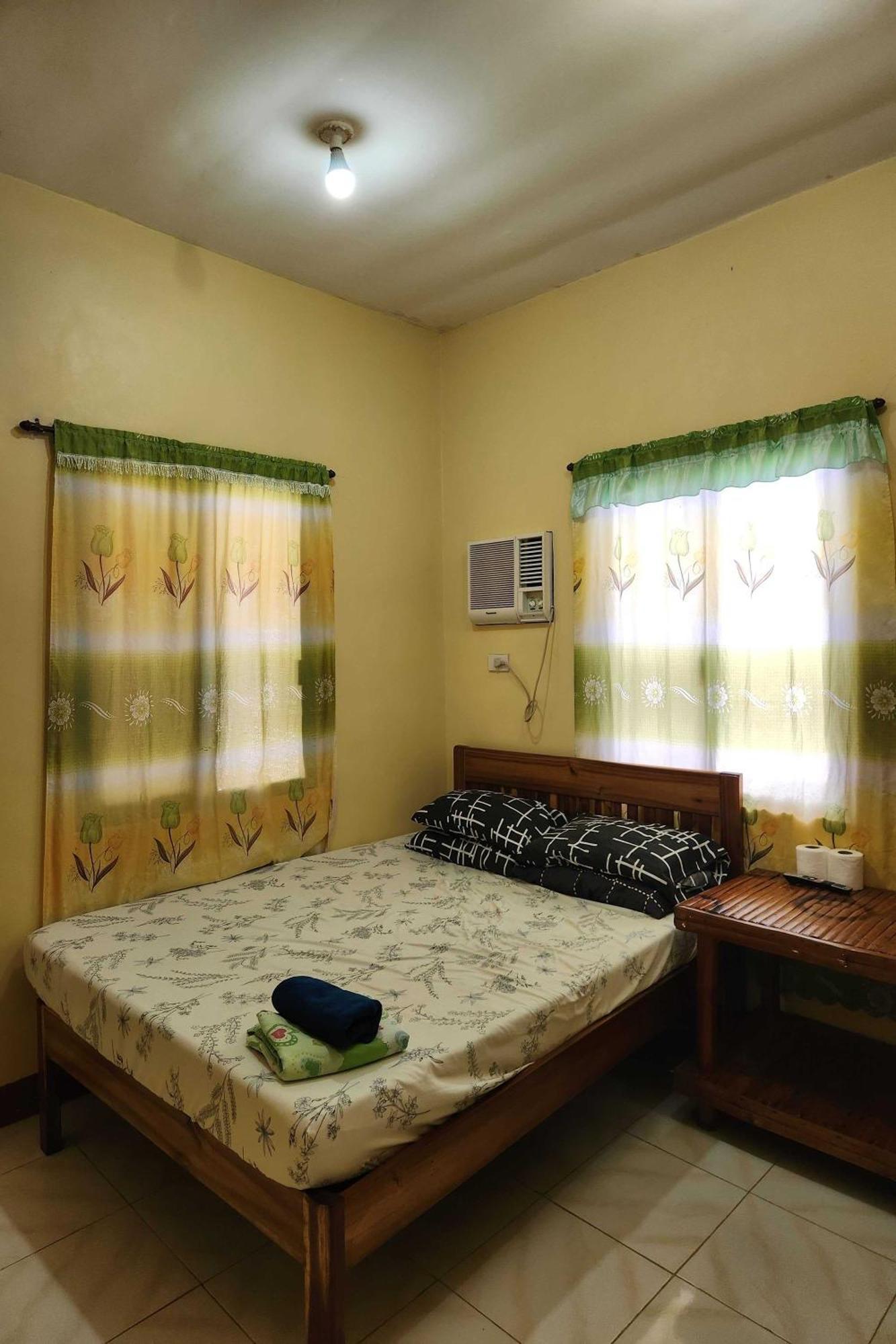 Larosa Hostel Puerto Princesa Extérieur photo