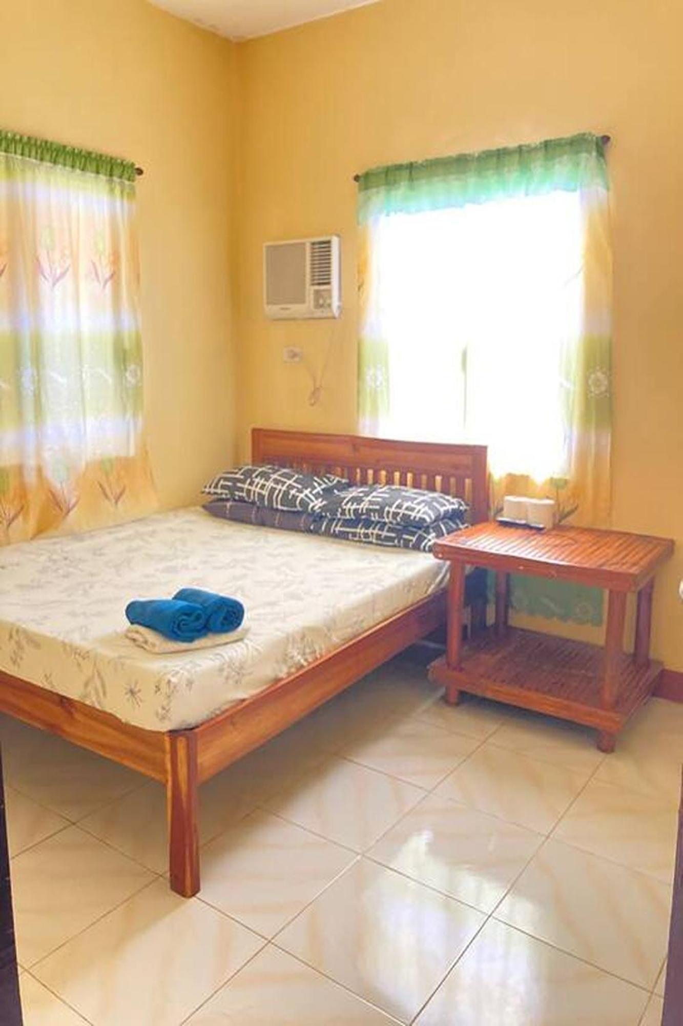 Larosa Hostel Puerto Princesa Extérieur photo